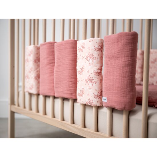 Bonne nuit les chatons Tour de lit   Pink Terra        de               Petit à petit