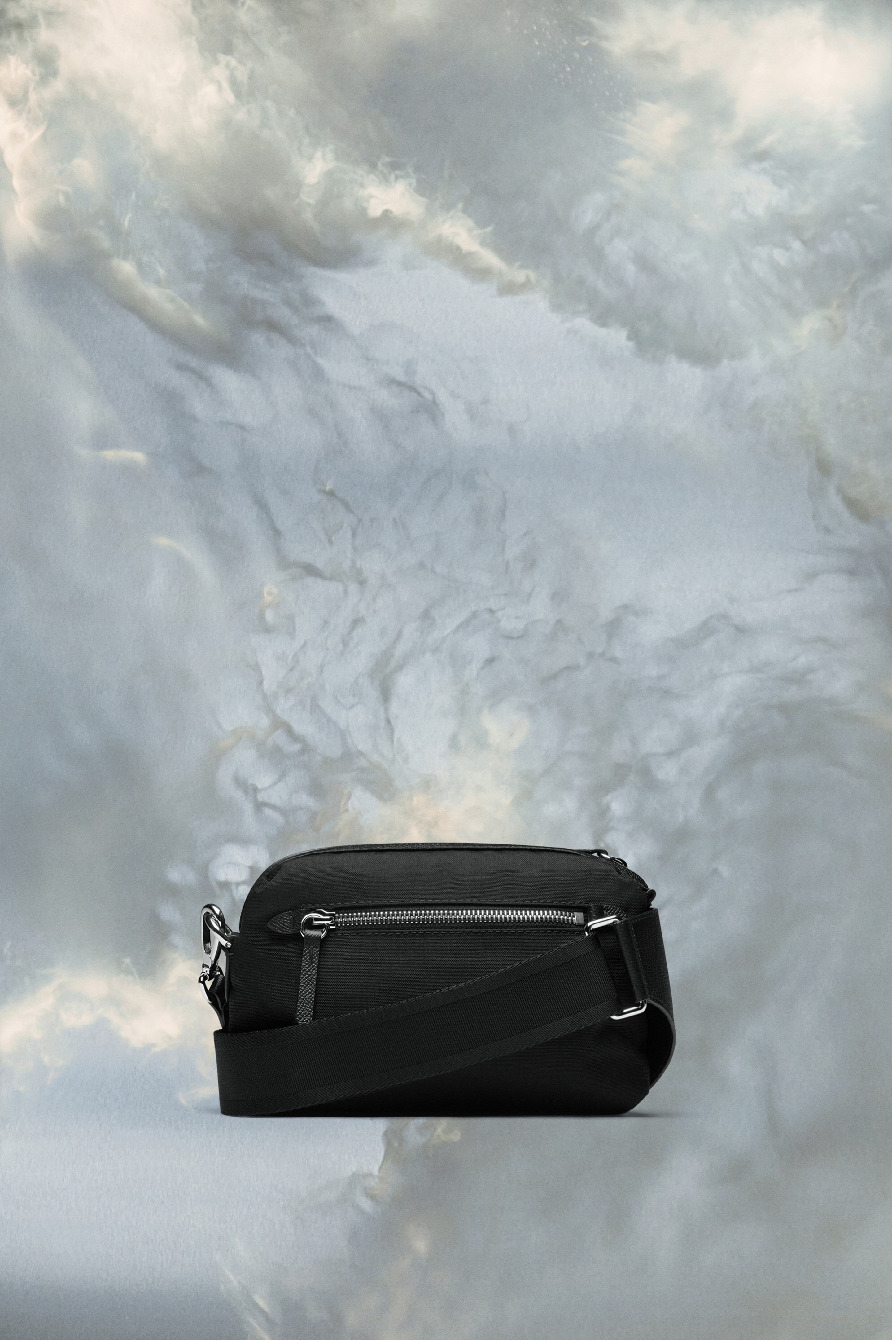 Glam Slam Sport body bag en cuir pour femme Noir