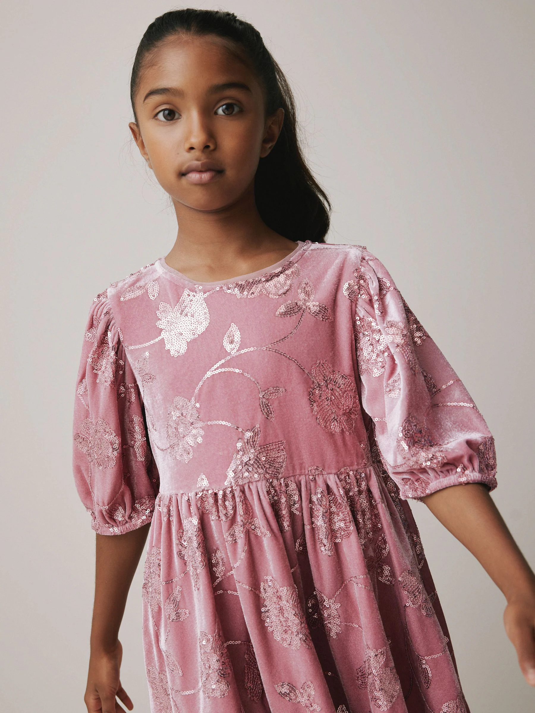 Roze - Jurk van velours met lovertjes (3-16jr)