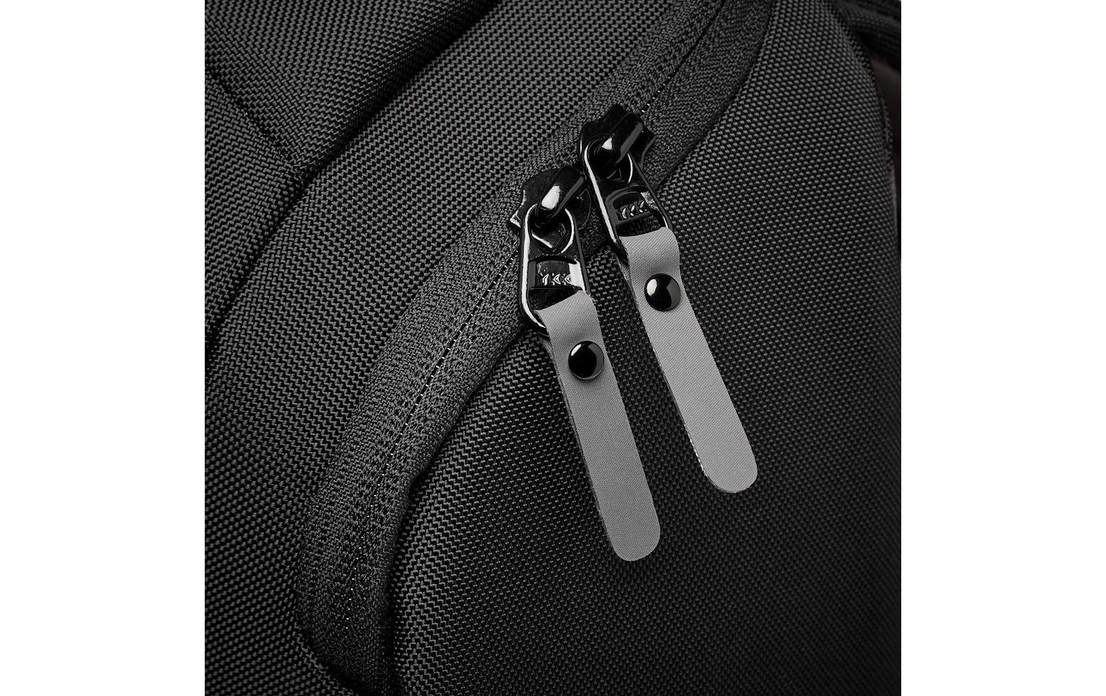 Fotorucksack Advanced Gear Backpack M IIILeichter, kompakter und geräumiger Kamerarucksack
