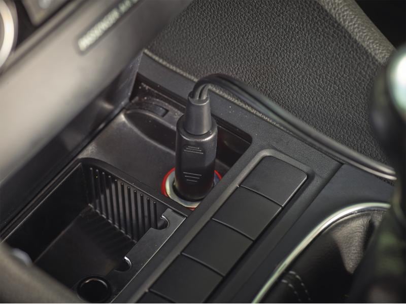 BLACK DECKER Auto-Handstaubsauger PD1200AV-XJ Kompakter und leichter Sauger