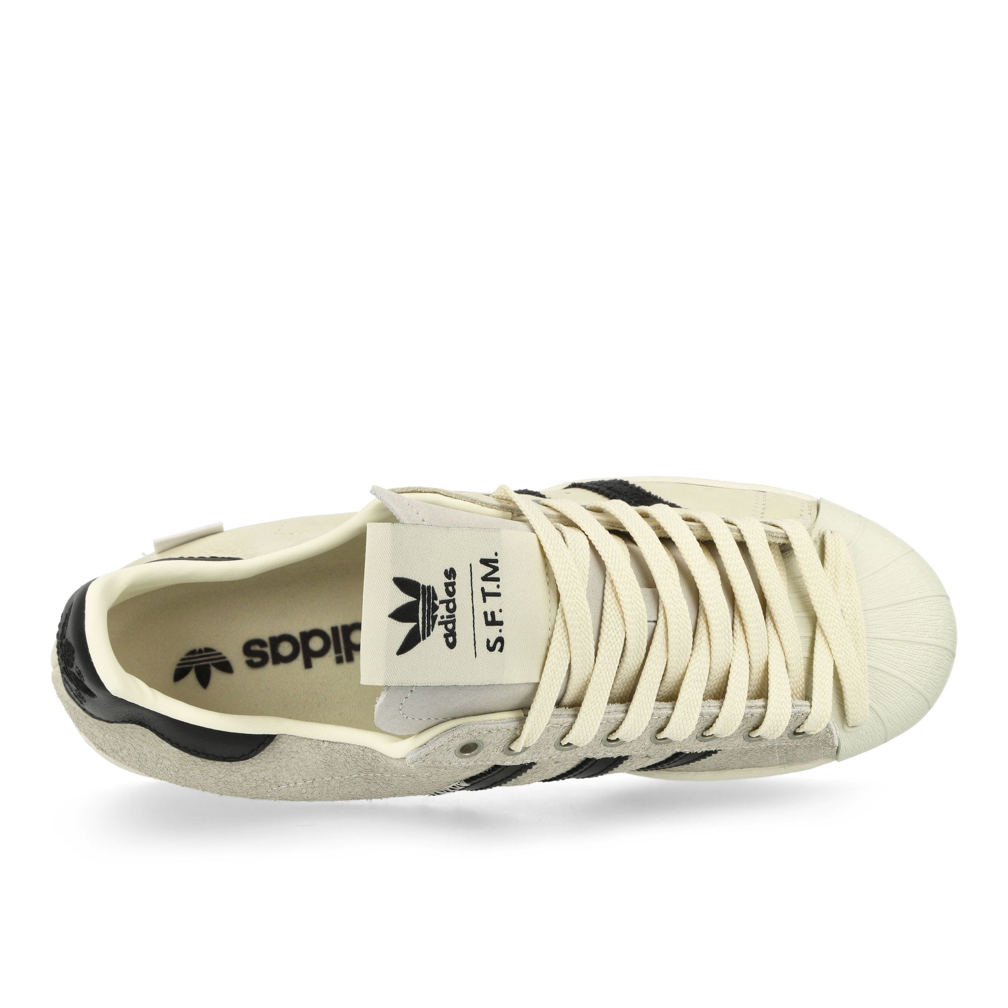 adidas<br>Superstar 82