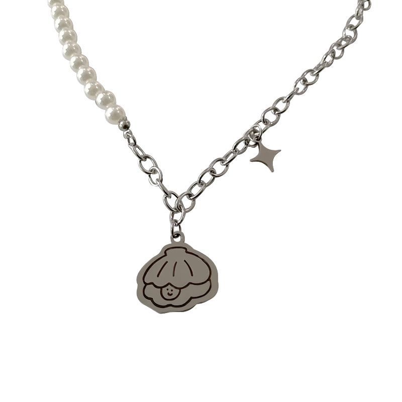 Malikasa - Cartoon Tag Hanger Asymmetrische Kralenketting