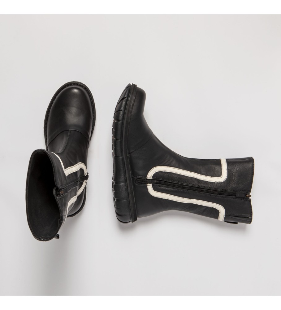Botas de tornozelo Art em couro preto