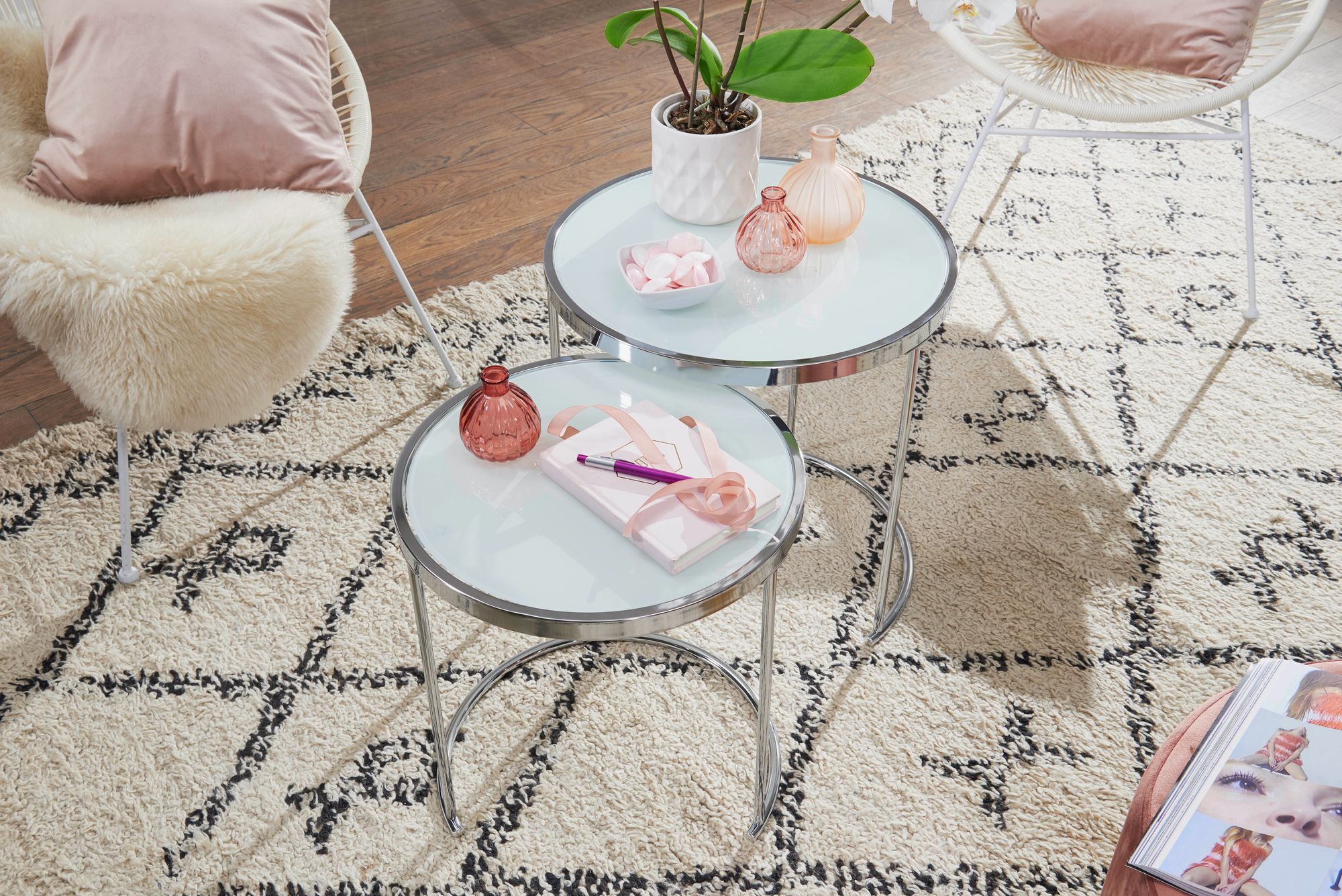 KADIMA DESIGN 2tlg Runder Glas Couchtisch Set, modernes Design mit Stauraum, platzsparend.