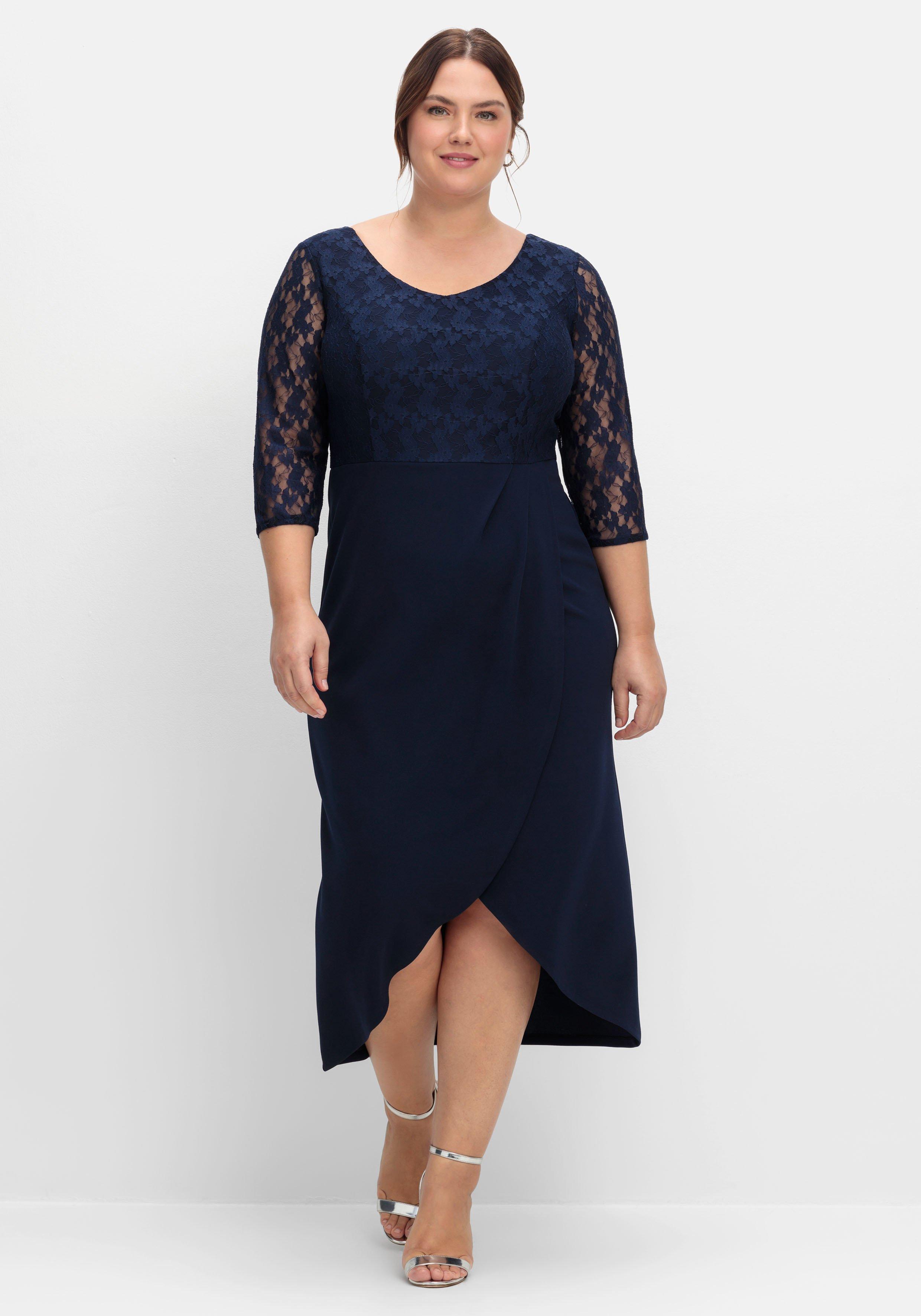 Abendkleid in Wickeloptik, mit Spitze und 3/4 Arm