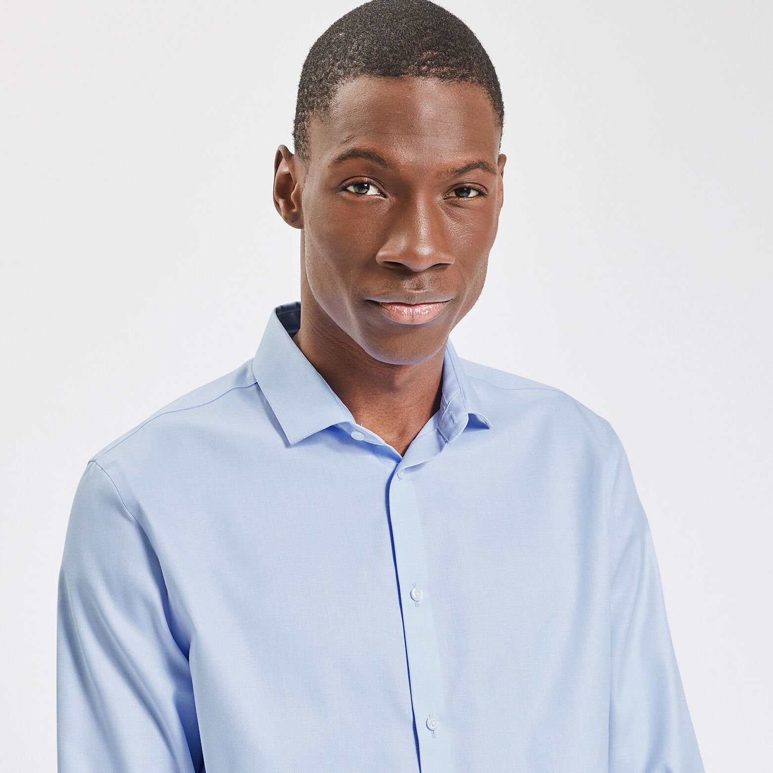 Chemise slim sans repassage unie coton Bleu clair