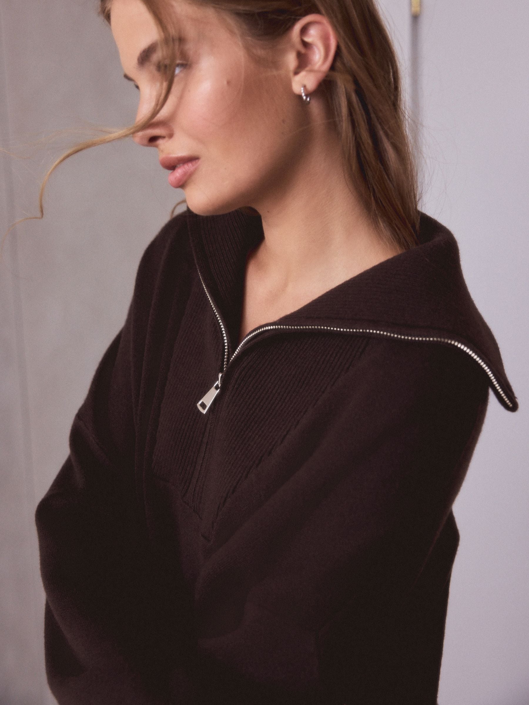 Chocoladebruin - Half Zip Knitted Jumper