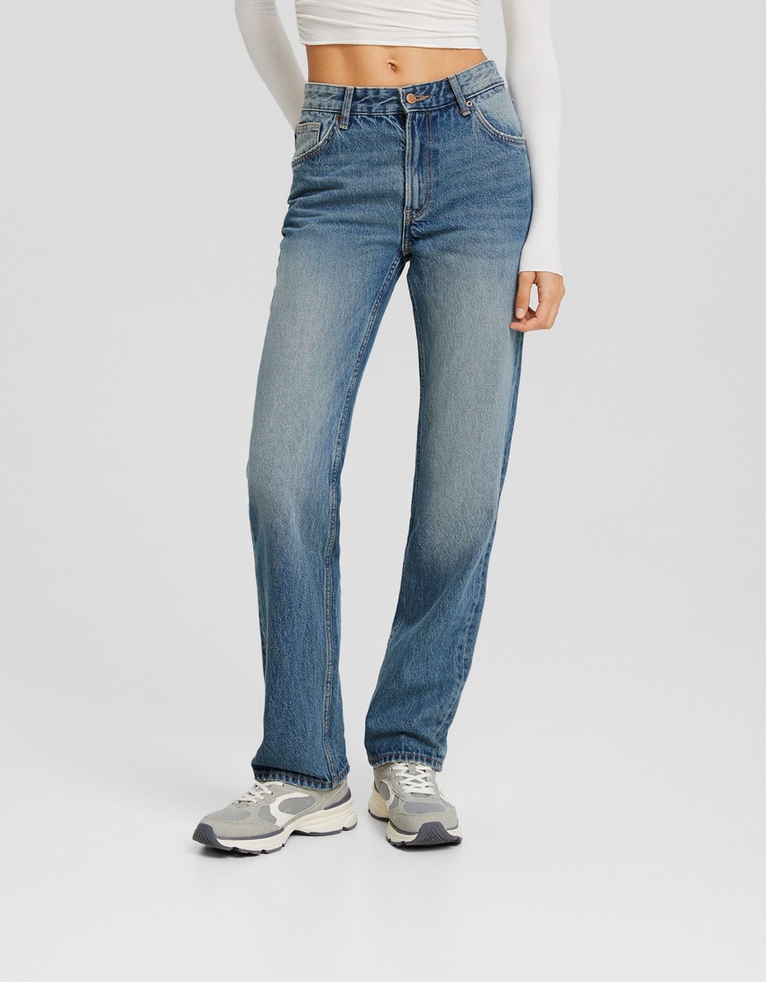 calça jeans de corte reto