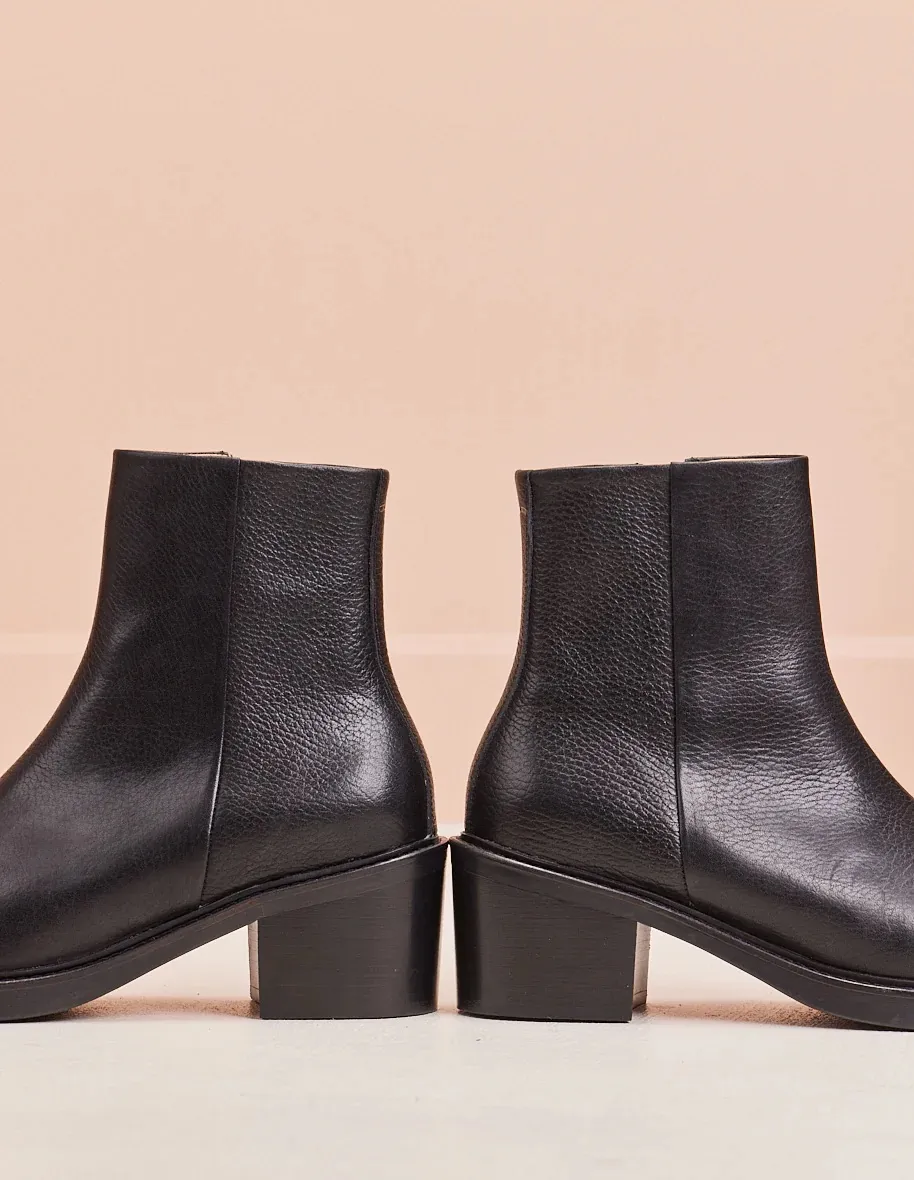Bottines en cuir grainé Véronique M.Moustache