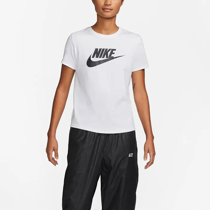 Nike Sportswear Essential Shirt Dames