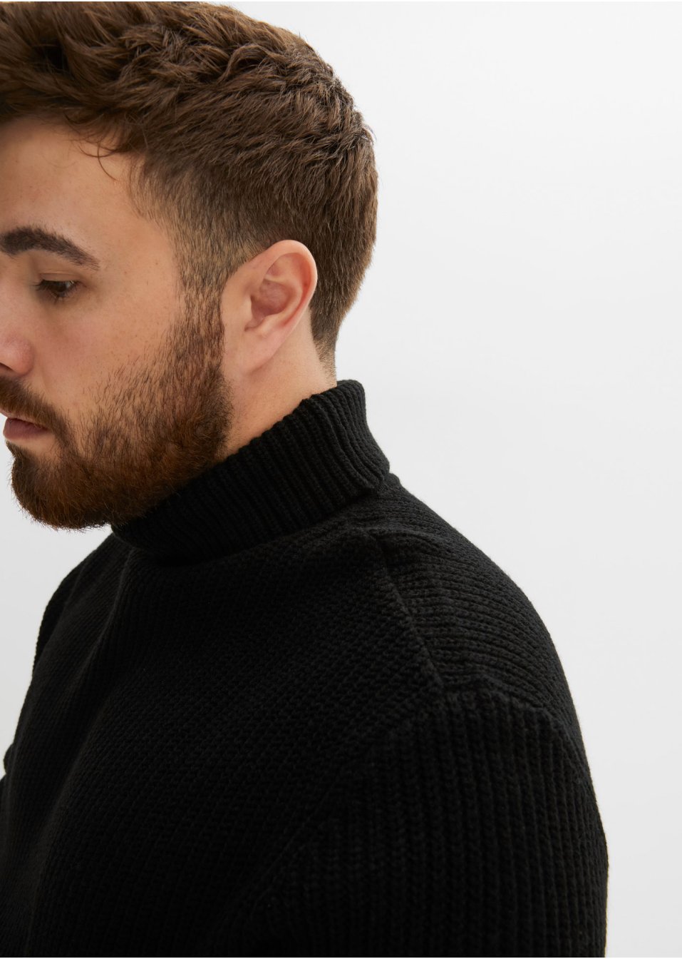 Pull col roulé