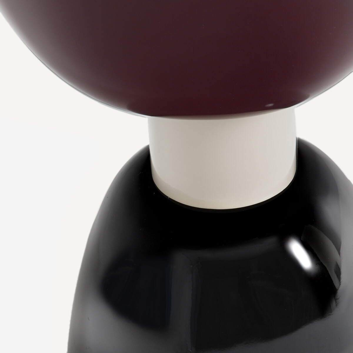 AM.PM<br>Mesa lateral laqueada Balix