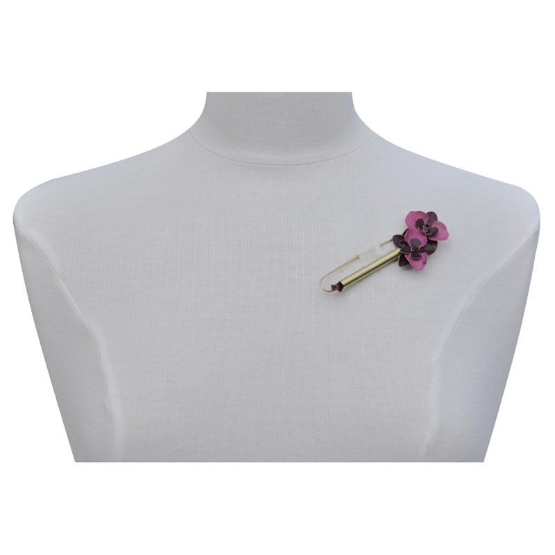 Broche Laiton Tube et Orchidées en Cuir