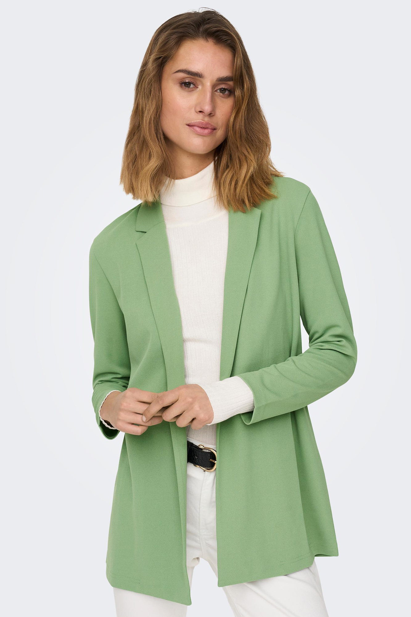 Blazer fluido com mangas compridas