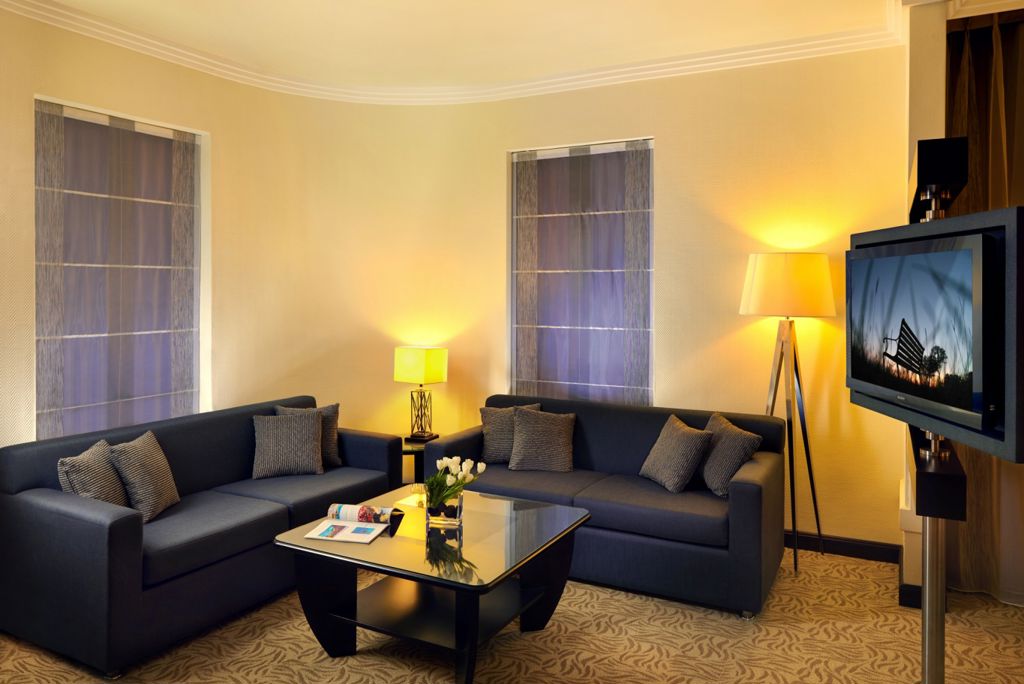Towers Rotana Logies en ontbijt - Hotel