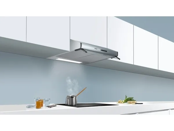 Siemens iQ100 LU63LCC50 - Hætte - standard - bredde: 60 cm - dybde: 48.2 cm - udsugning & recirculation - med intern motor - rustfrit stål