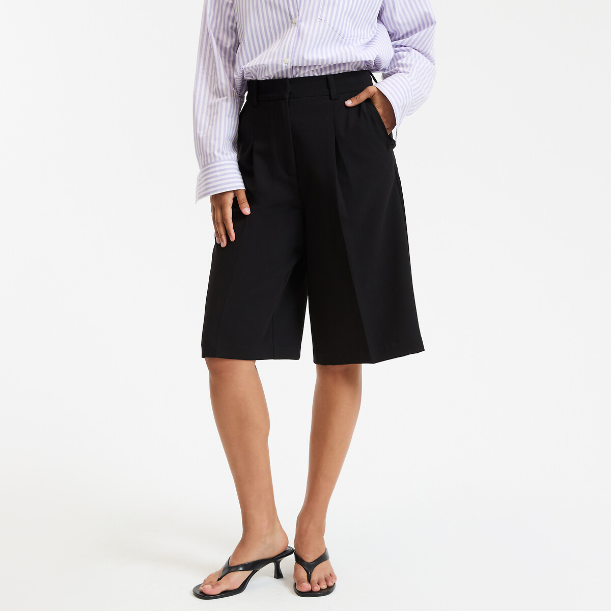 COLEÇÕES LA REDOUTE<br>Bermuda com pregas