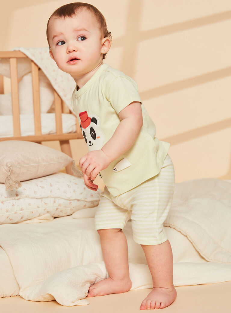 Pyjama vert pâle à animation tête de panda et à imprimé à rayures