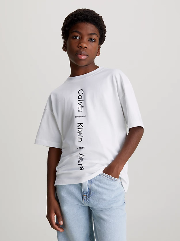 Camiseta com logo e modelagem relaxada