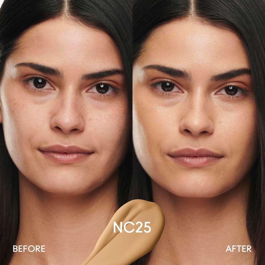 MAC Studio Radiance Serum-Powered Foundation NC25 30ml