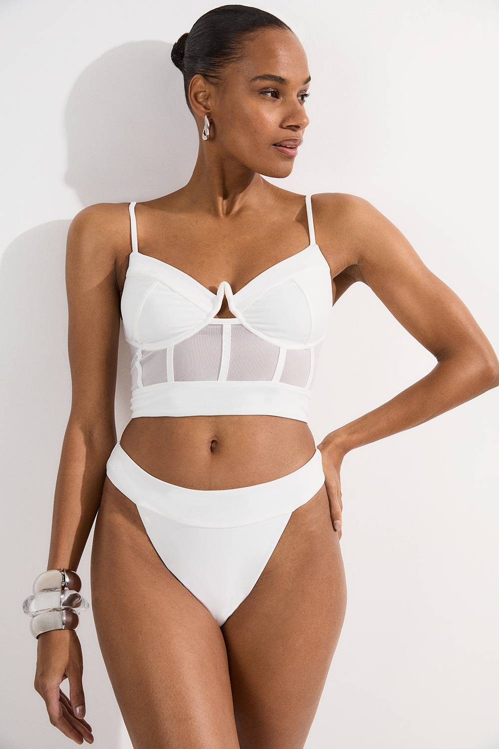 KarenMillen Bas de bikini à bonnets en maille à panneaux