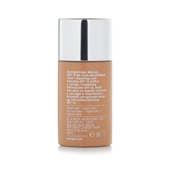 Clinique Pó base Even Better Makeup SPF15 (Mista seca a mista oleosa)