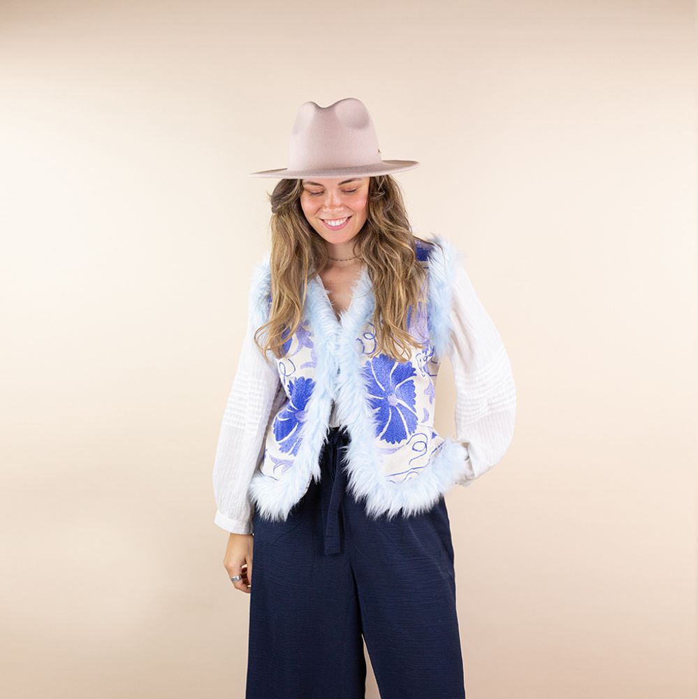 Suzani waistcoat Ashura lichtblauw