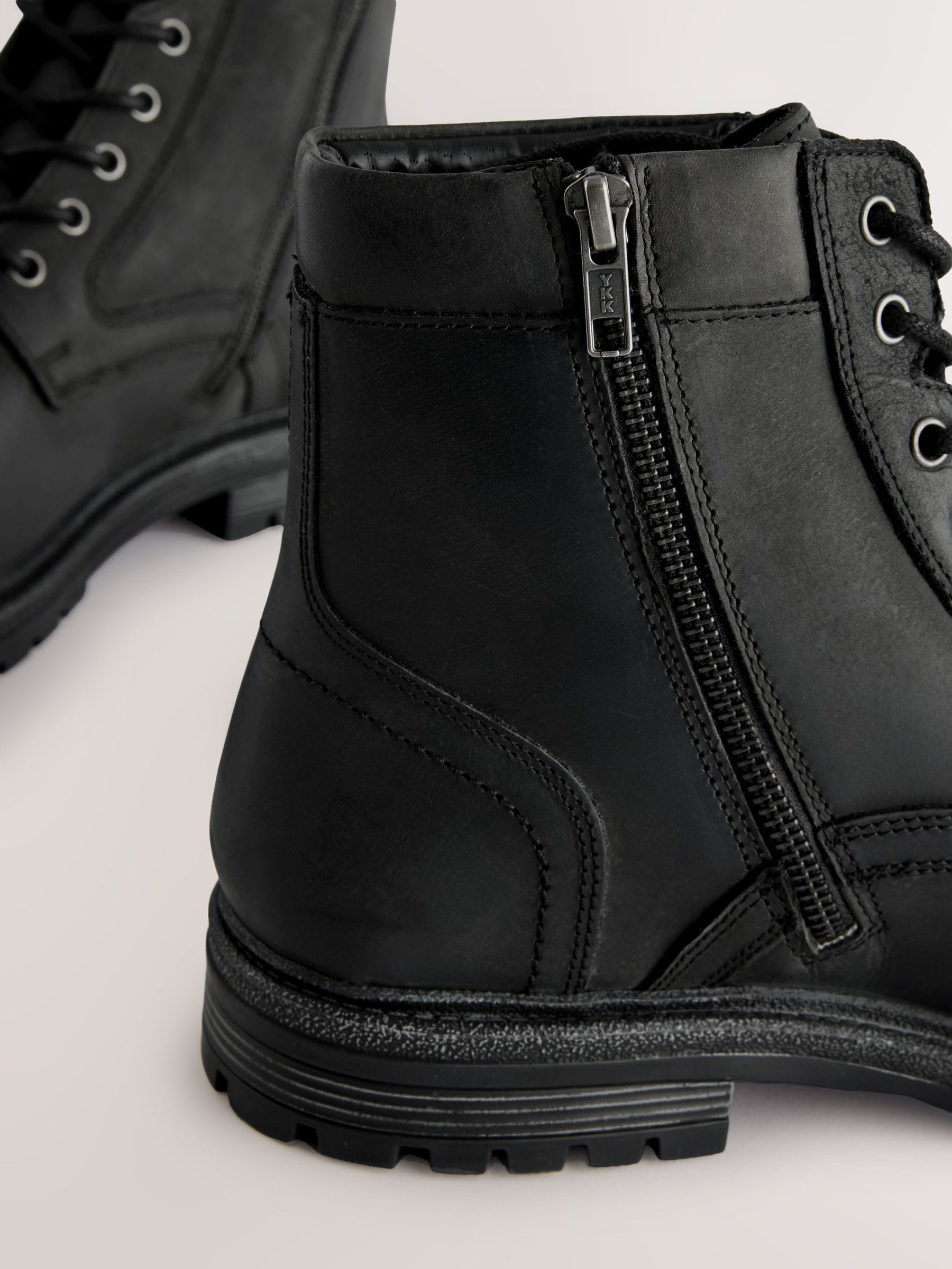 Zwart - Leather Toe Cap Zip Up Boots