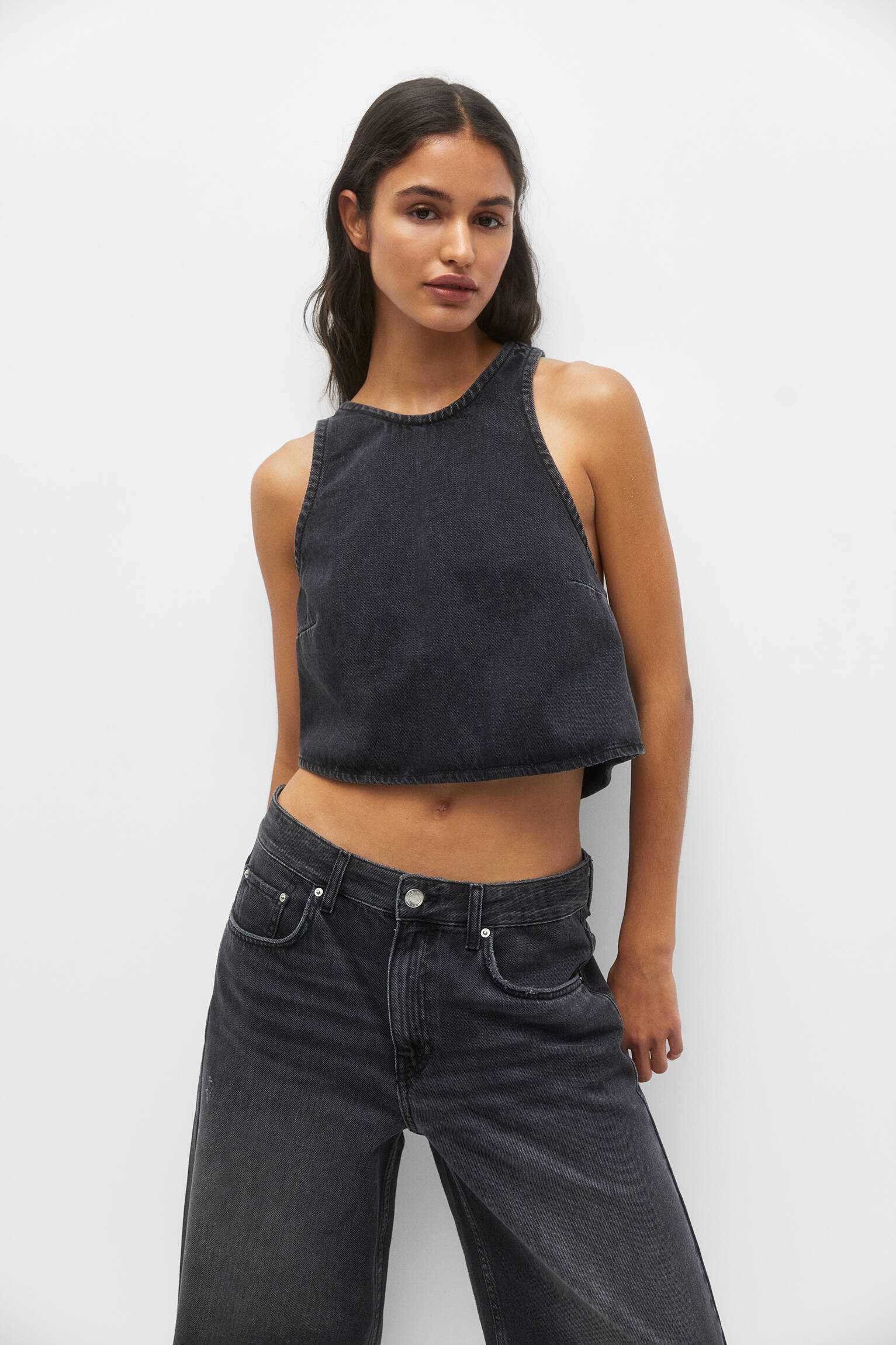 BLUSA JEANS COM COSTAS ABERTAS - PRETA