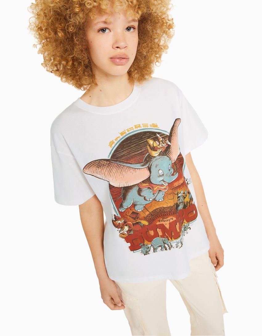 Camiseta de manga curta com estampa do Dumbo