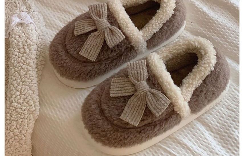Dalli Daisy - Fluffy pantoffels met strik