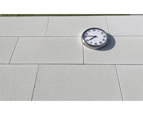 Terrastegel Bergamo witgrijs gestraald 80 x 40 x 3,9 cm
