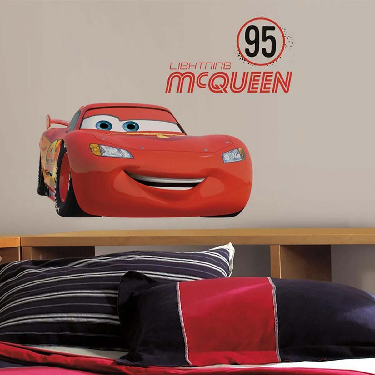 TheDecoFactory McQueen Cars - Stickers Disney Pixar