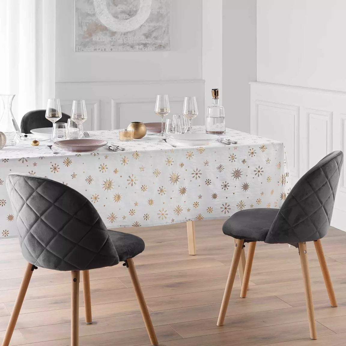 Nappe de Noël rectangulaire anti tache (140 x 240 cm) Astrelia Blanc et doré