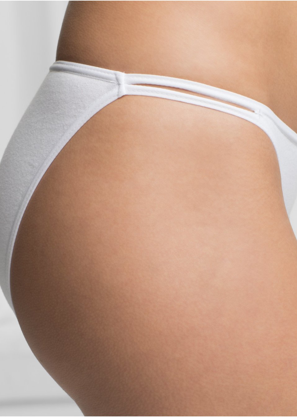 Lot de 6 tangas avec étiquette