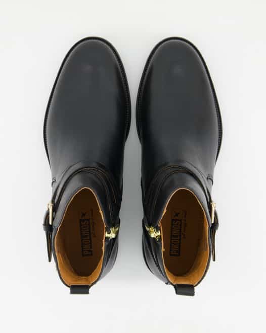 Pikolinos Puertollano Stiefeletten in Schwarz