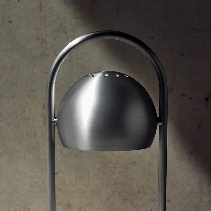Frandsen - Ball Portable Akku-Tischleuchte (LED), sand grey