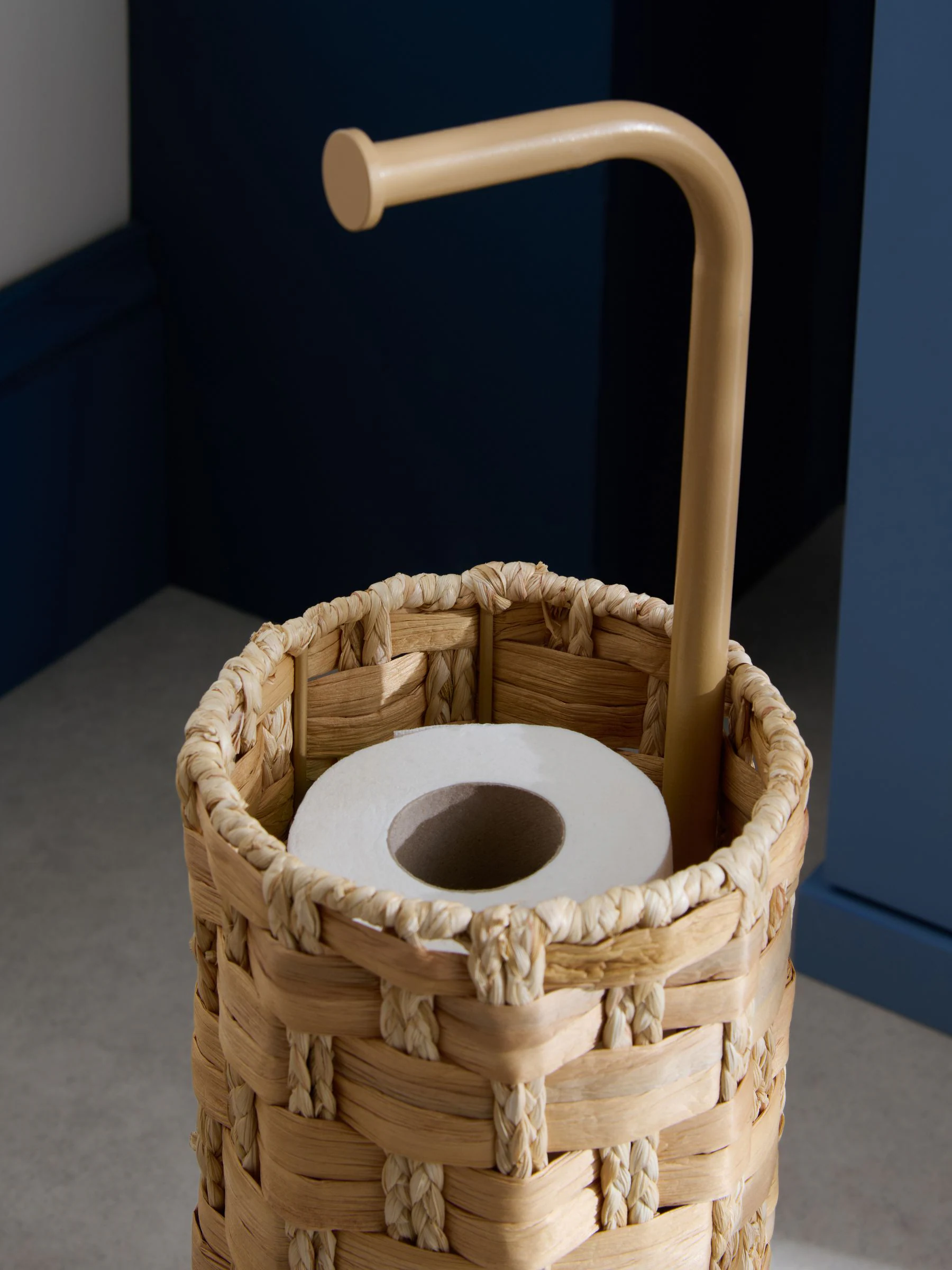 Seagrass Toilet Roll Holder
