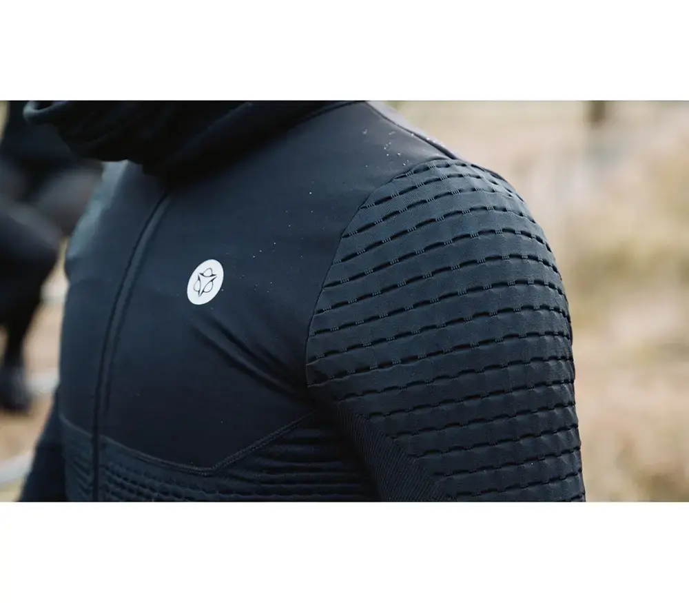 AGU Seamless Performance Fietsshirt Lange Mouwen Zwart Heren
