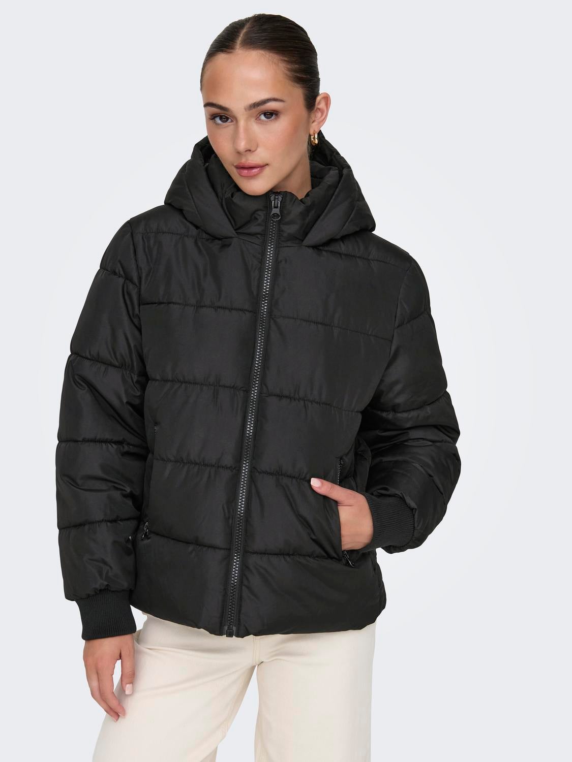 JDYVISKAS Daunenjacke Black