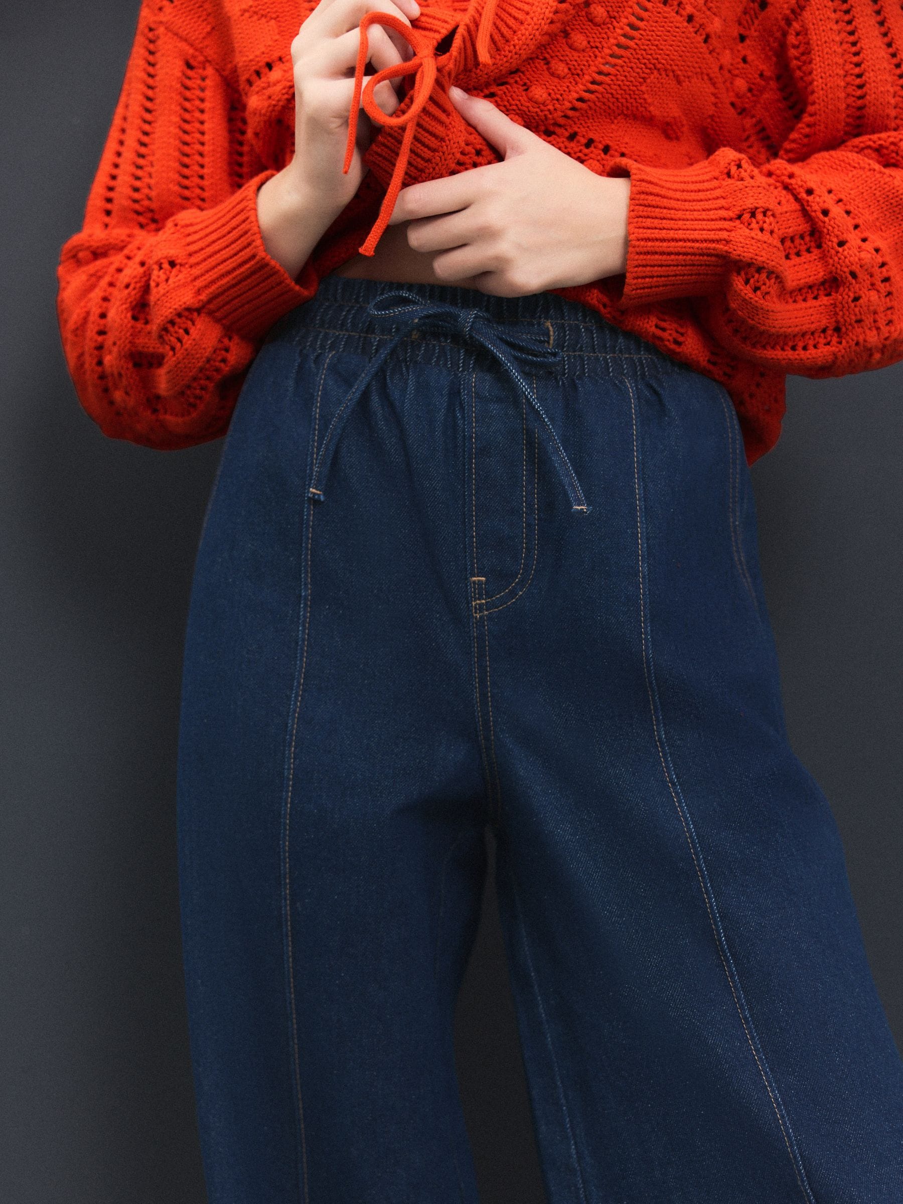 Donkerblauw - Denim joggingbroek met plooitjes en wijde pijpen