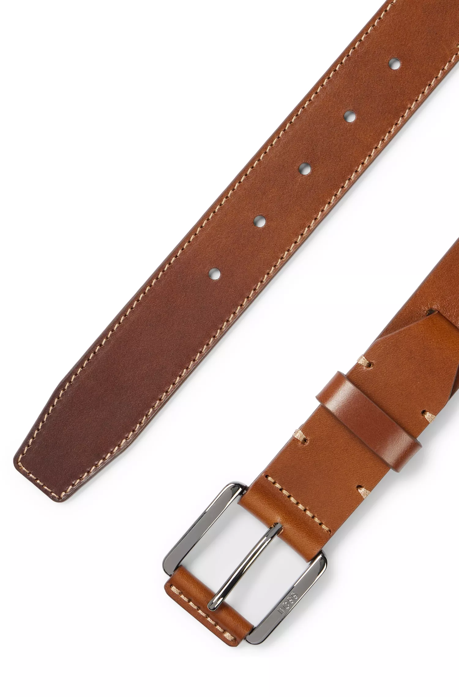 Cinto BOSS em couro italiano preto com costura em tom camelo.