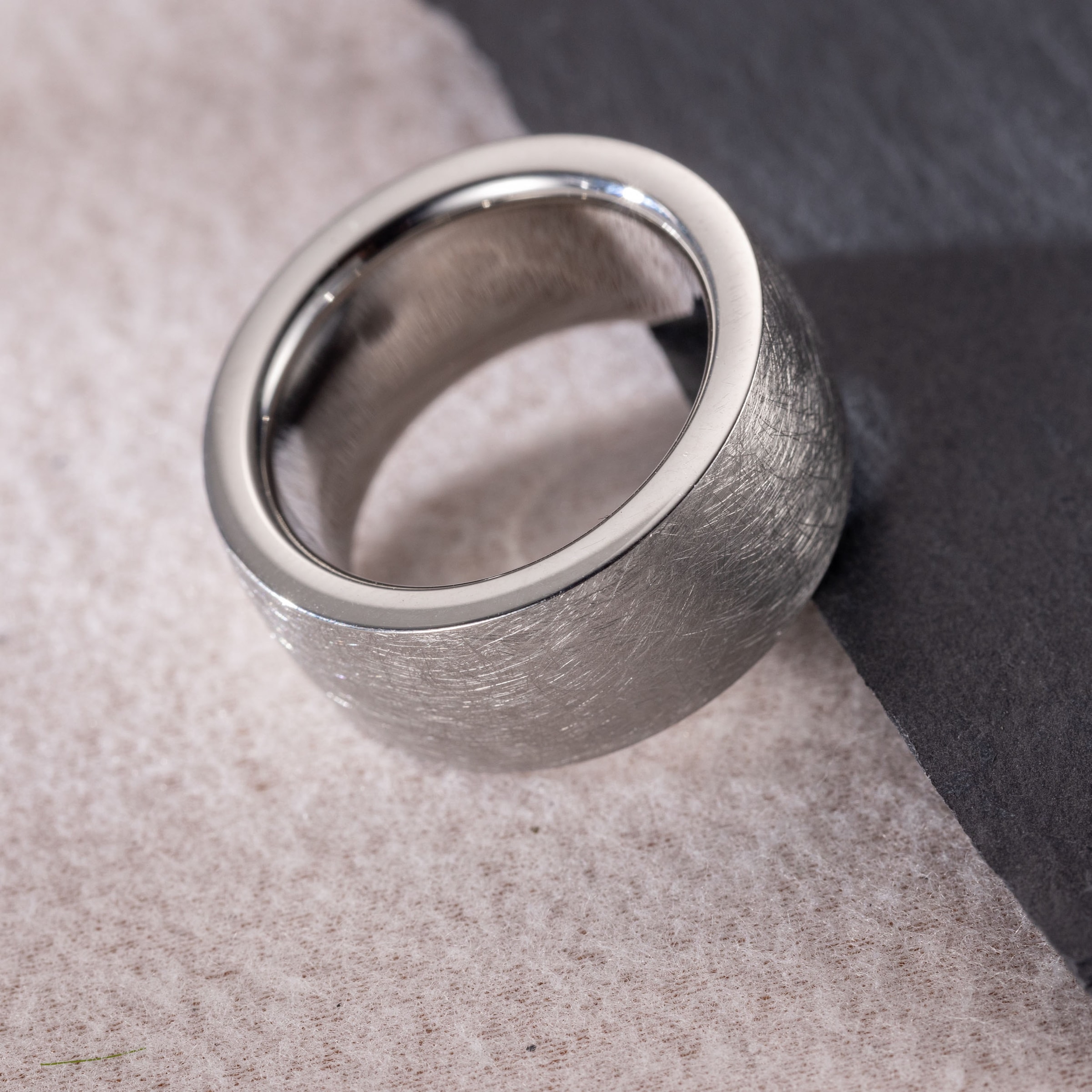 Firetti Fingerring »Schmuck Geschenk Edelstahl Ring Damenring Herrenring Ice«