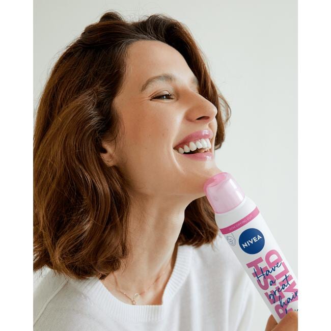 NIVEA Fresh Revive 3-In-1 Droogshampoo Donkerblond Haar 200 ML