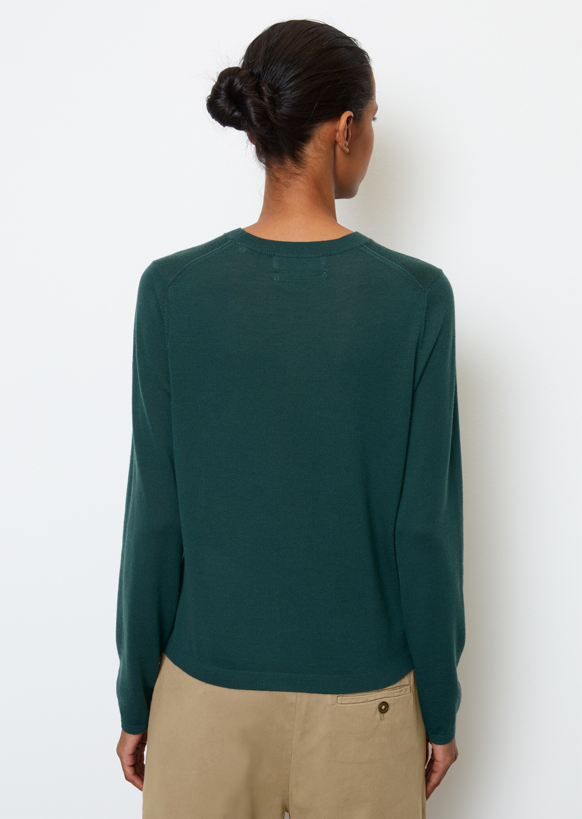 Eleganter Feinstrick-Pullover slim fit aus reiner Merinowolle