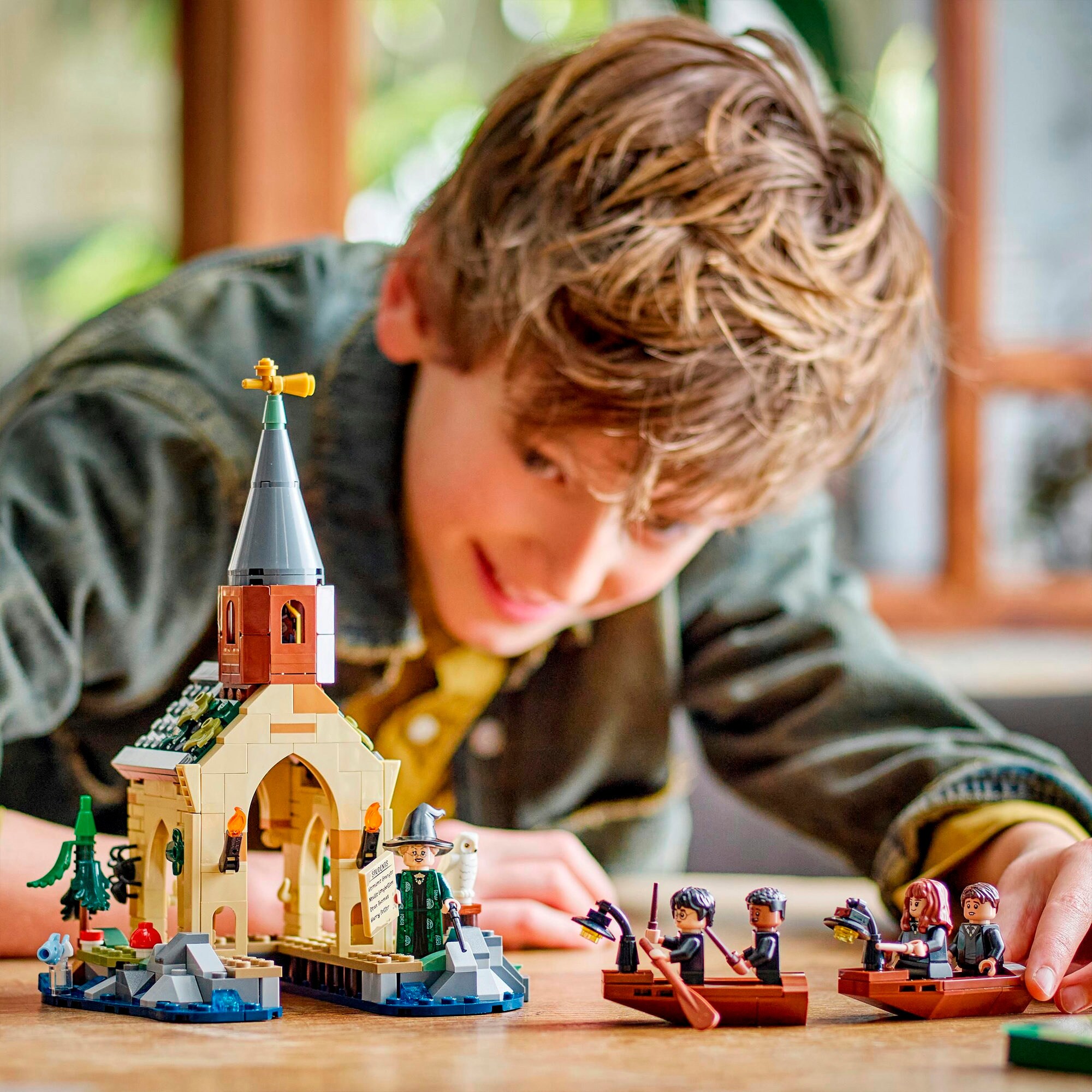 LEGO Konstruktionsspielzeug Harry Potter Bootshaus von Schloss Hogwarts