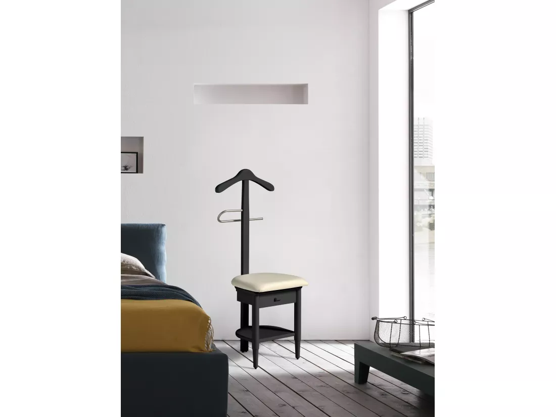 Valet de nuit - H115cm x L45cm x P41cm - hêtre massif noir - Stanza