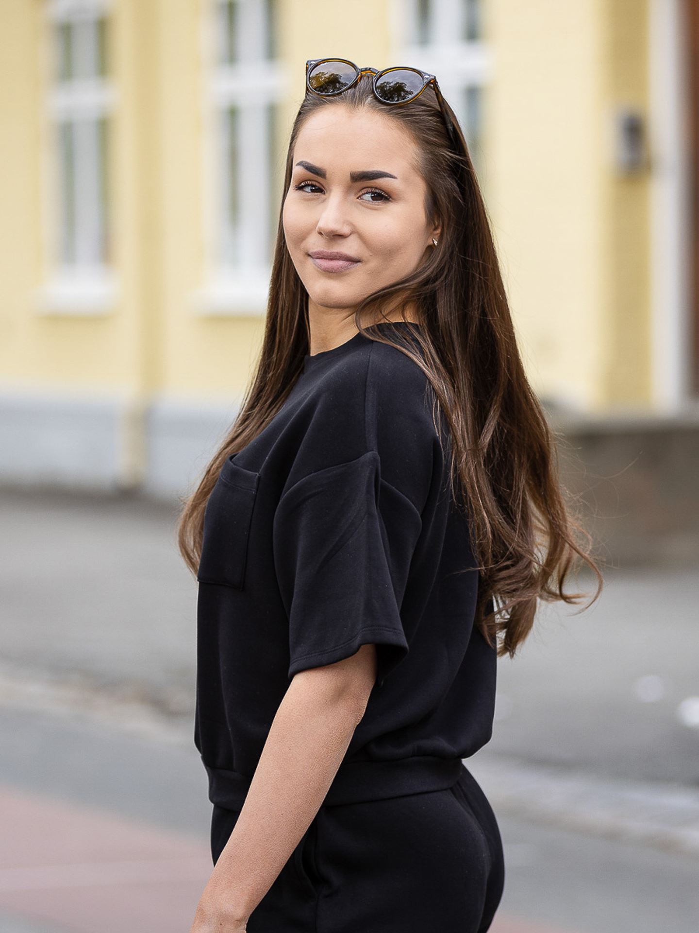 Isora Ima Q Short Sleeve Sweatshirt
