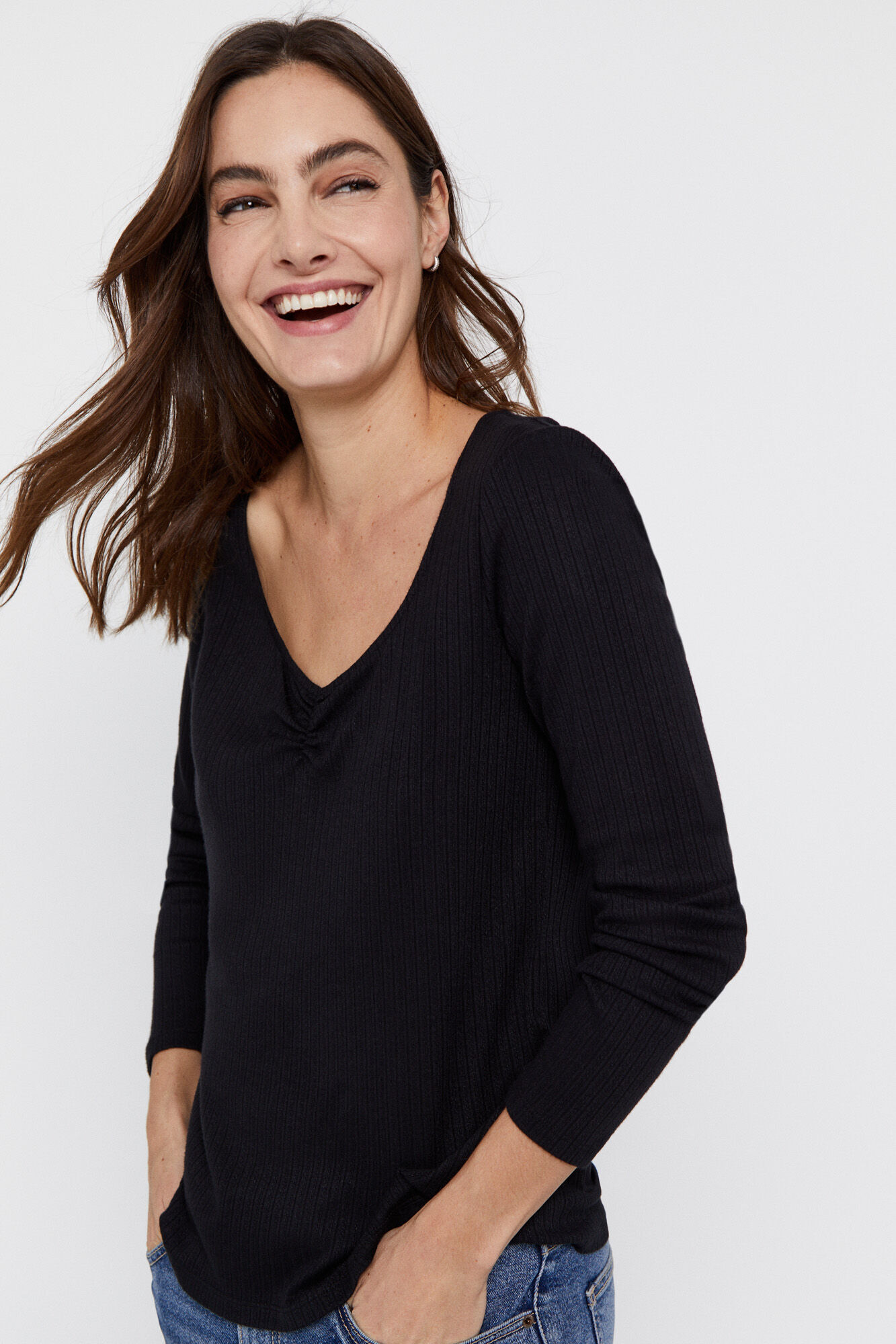 Blusa de tricô com decote coração - Preta